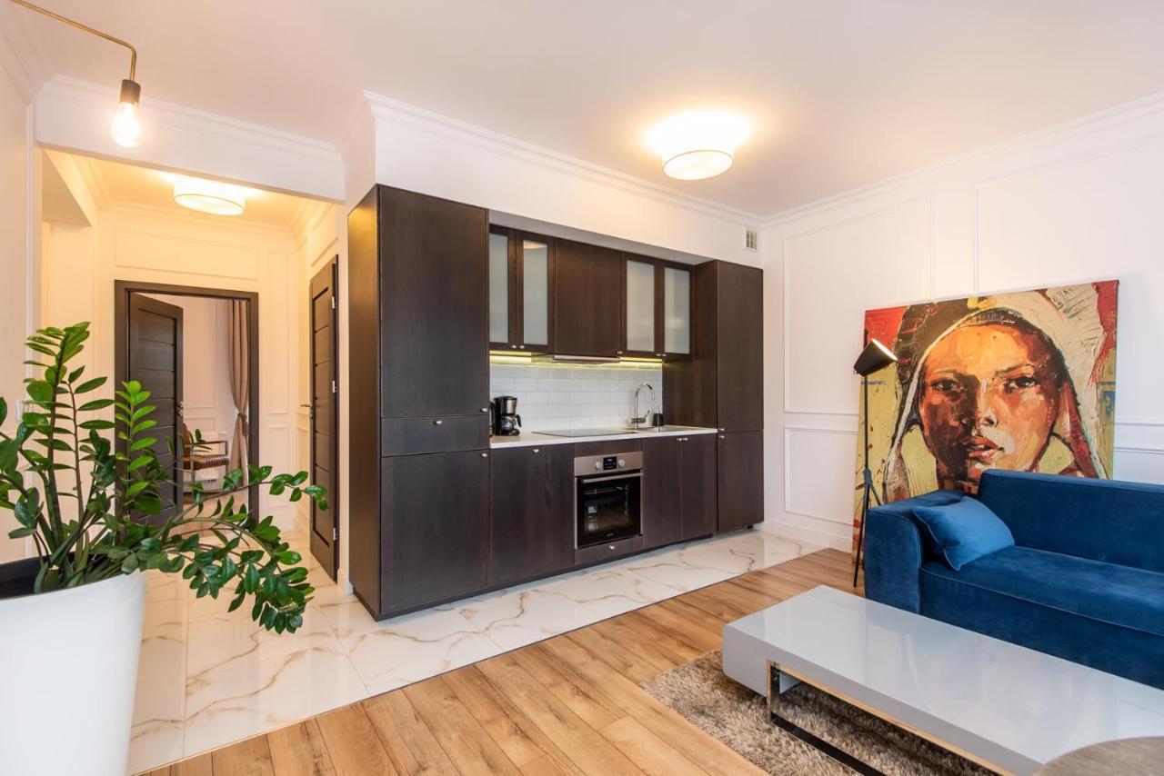 Super-Apartamenty Andersia VIP II Poznan Bagian luar foto