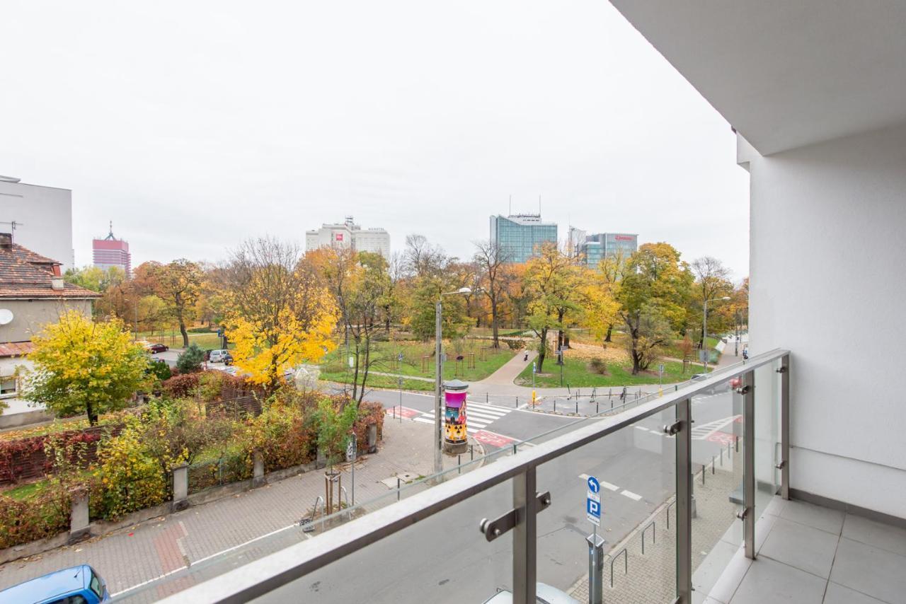 Super-Apartamenty Andersia VIP II Poznan Bagian luar foto