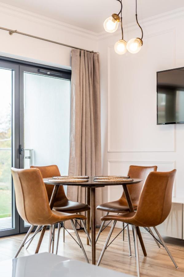 Super-Apartamenty Andersia VIP II Poznan Bagian luar foto